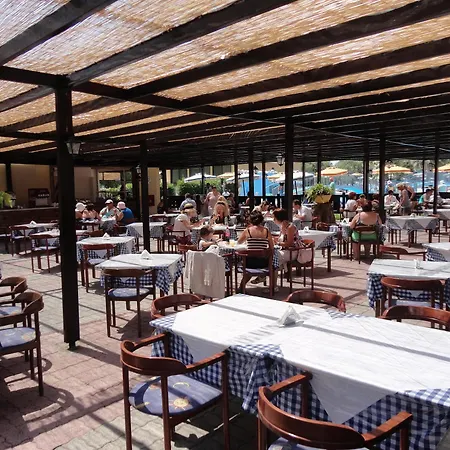 Hotel Doreta Beach